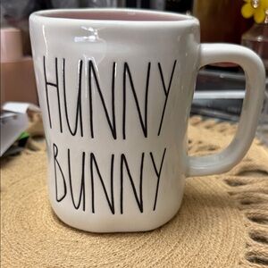 NWOT Rae Dunn Cream 'Hunny Bunny' Mug